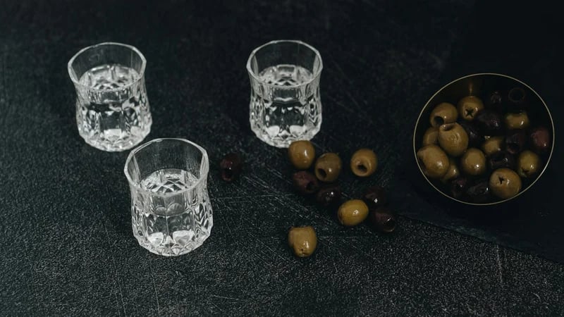 Vodka et culture du toast en Russie : codes, étiquette et erreurs à éviter
