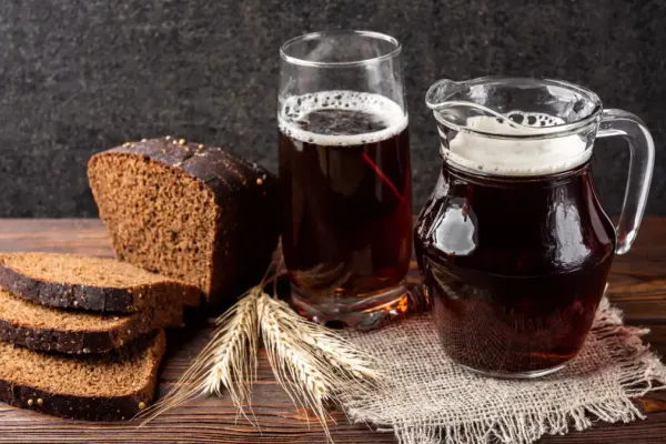 Kvass — boisson fermentée au pain de seigle