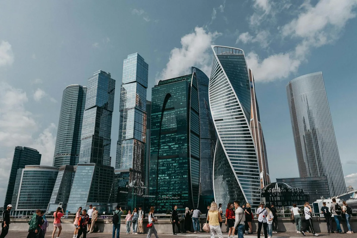 Working in Russia in 2026: Jobs, Salaries and the Labor Market