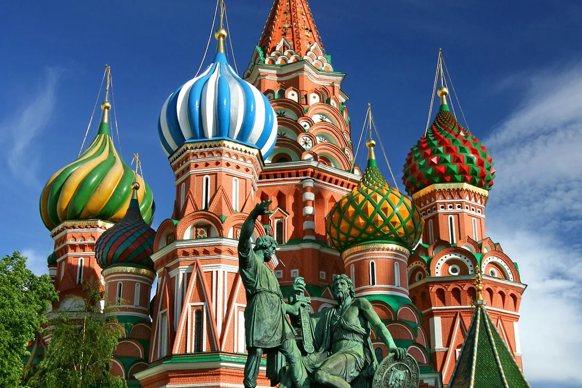 Russia: Putin Opens Visa and Residence Permit to 'Traditional Values' Advocates