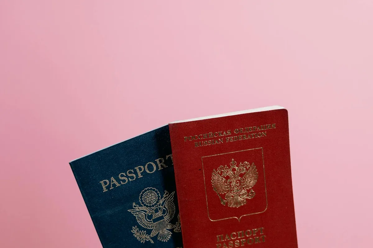 Schengen Visa for Russians: Visiting France in 2026