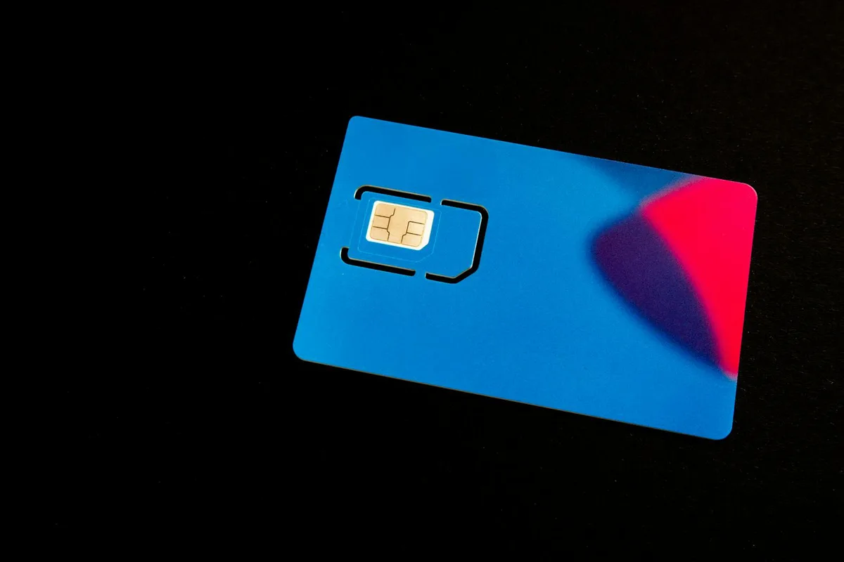 Carte SIM en Russie : guide complet téléphone, eSIM et internet mobile (2026)