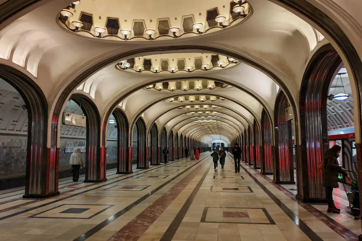 Getting Around Moscow in 2026: Metro, Bus, Taxis and Bikes
